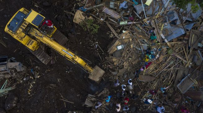 Wagub NTT: Korban Banjir Bandang Butuh Bantuan Obat dan Pendampingan Mental