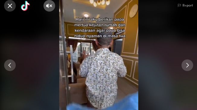 Menantu beri kejutan rumah mewah untuk papa mertua (tiktok.com/@tikasartika1717)