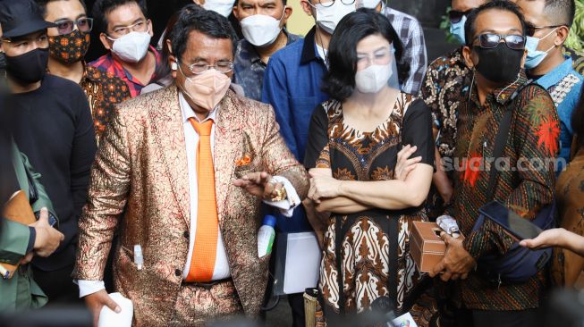 Takut Kualat, Hotman Paris Posting Foto Keluarga