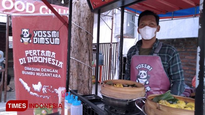 Have an Exotic Taste of Dumpling with Indonesian Sauces at Yossmi Dimsum