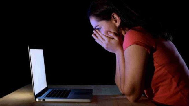 Ini 8 Alasan Wanita Nonton Film Porno, dari Penasaran hingga Mengeksplor