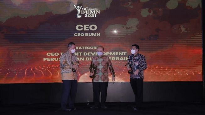 Pupuk Indonesia Raih Best Corporate dan Best CEO BUMN