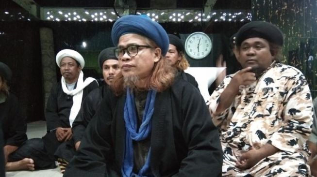 Pimpinan Jemaah An Nadzir Ustadz M Samiruddin Pademmui di Masjid Baitul Muqaddis, Sabtu 10 April 2021 / [SuaraSulsel.id / Muhammad Aidil]