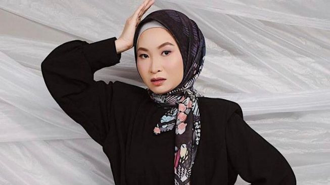 Pemilik Brand Baju Muslim Radwah Hartini Chairudin Meninggal Dunia