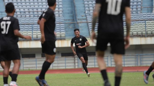 Main di Stadion Pakansari, PS Sleman Tundukkan Arema FC, Dejan Antonic Angkat Topi