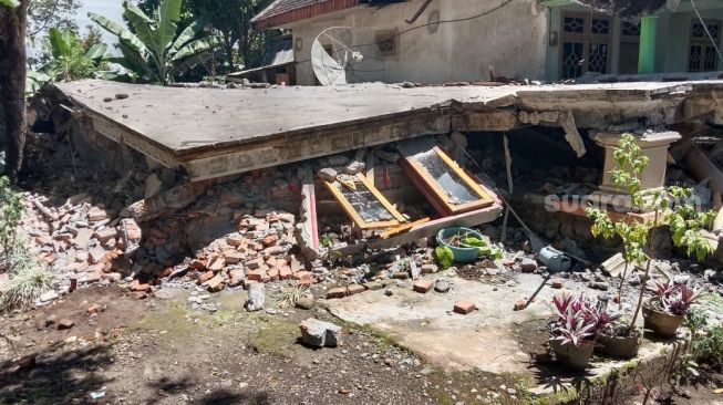 Pemkab Malang Segera Bangun Hunian Sementara untuk Korban Gempa