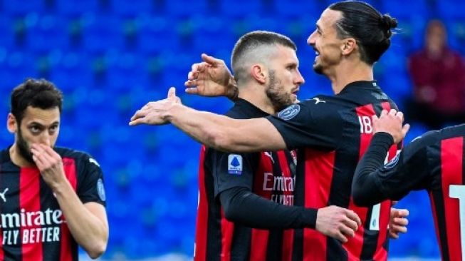 Hasil Liga Italia: Sepuluh Pemain AC Milan Tundukkan Parma 3-1