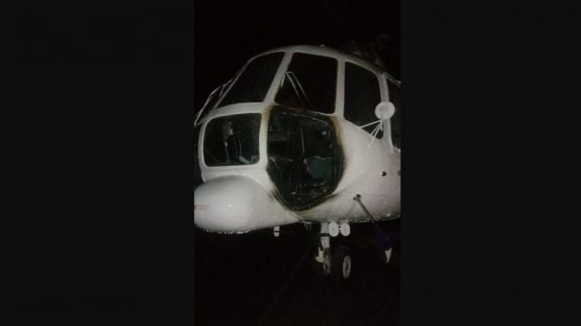 Aparat Masih Kejar Pelaku Pembakaran Helikopter di Bandara Aminggaru Papua