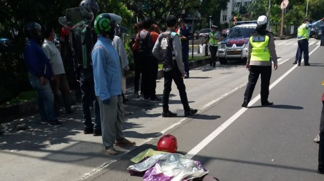 Tertabrak Bus TransJakarta, Pelajar 17 Tahun Tewas di Lokasi Kejadian