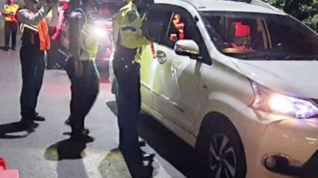 Larang Mudik, Polisi Antisipasi Travel Gelap yang Lewat Jalur Tikus