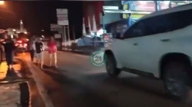 Viral Video Tawuran Remaja di Bogor Kejar-kejaran, Netizen: Halal Diseret