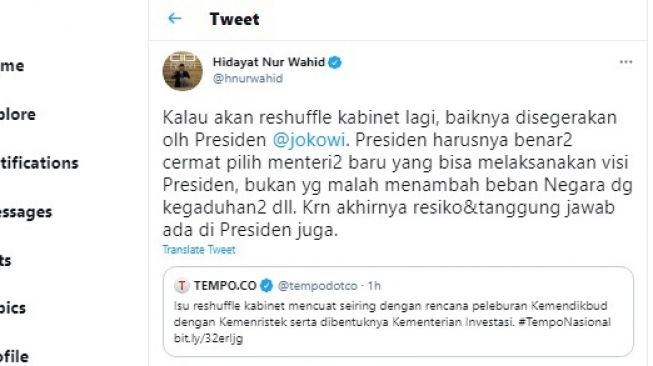 Cuitan Hidayat Nur Wahid soal isu reshuffle kabinet.[Twitter/@hnurwahid]