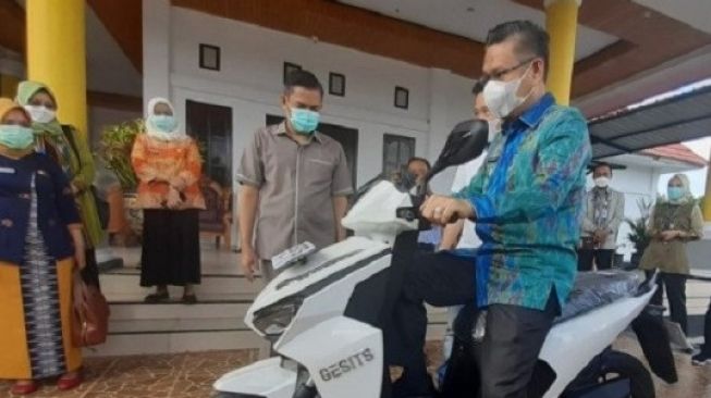 Pemkot Kendari Setop Kendaraan Bahan Bakar Minyak, Beralih ke Listrik