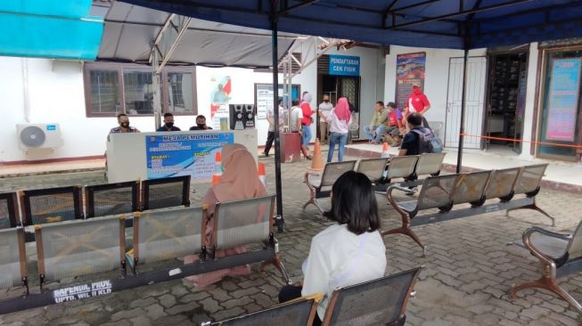 Dua Pekan Pemutihan, Samsat Kalianda Catat 1.650 Kendaraan Bayar Pajak