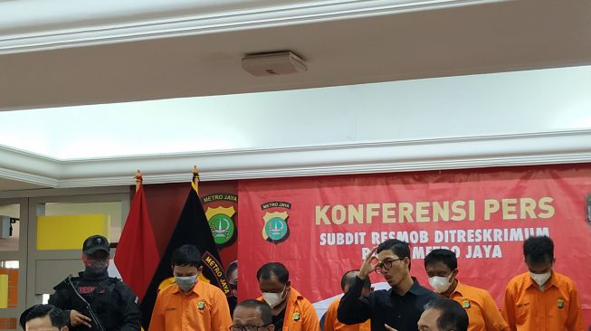 Lima Bandit Pura-pura Jadi Polisi Datangi Korban dan Tuduh Terlibat Narkoba