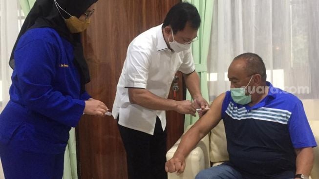 Jadi Relawan Vaksin Nusantara Terawan, Aburizal Bakrie: Pernah Utang Nyawa
