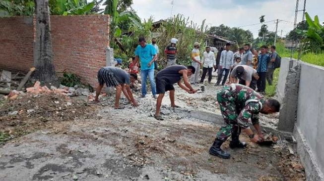 Tembok Viral yang Tutup Jalan Umum di Pekanbaru Akhirnya Dibongkar