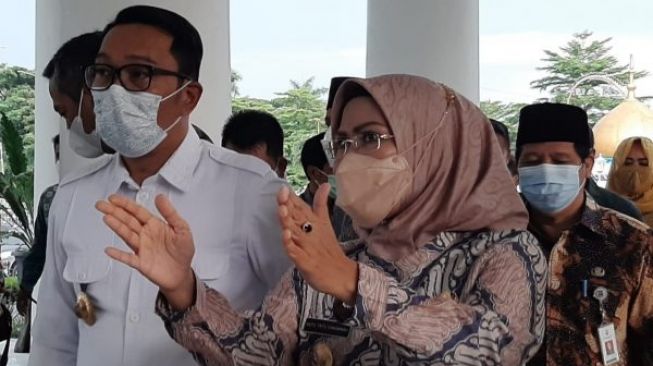 Bupati Serang Teken MoU Dengan Ridwan Kamil, Atur Kerjasama BUMD Soal Ini