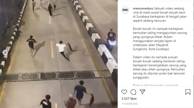 Bukan Senjata Tajam, Belasan Pemuda di Surabaya Ini Tawuran Pakai Sarung