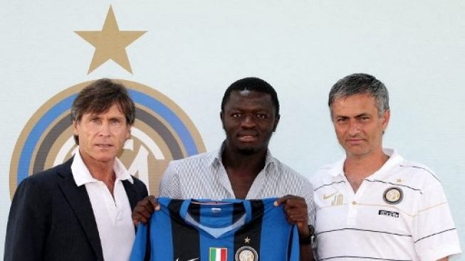 Sulley Muntari saat berseragam Inter Milan. (Emilio Andreoli / AFP)