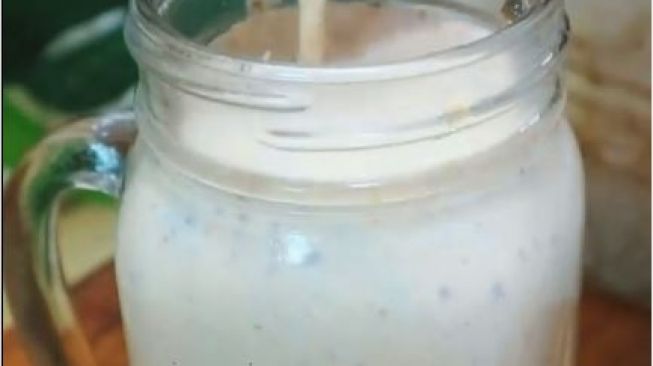 Manfaat Minum Susu Kurma saat Puasa Ramadhan