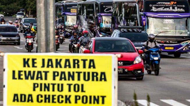 Satgas: Larangan Mudik untuk Lindungi Penduduk Indonesia dari COVID-19