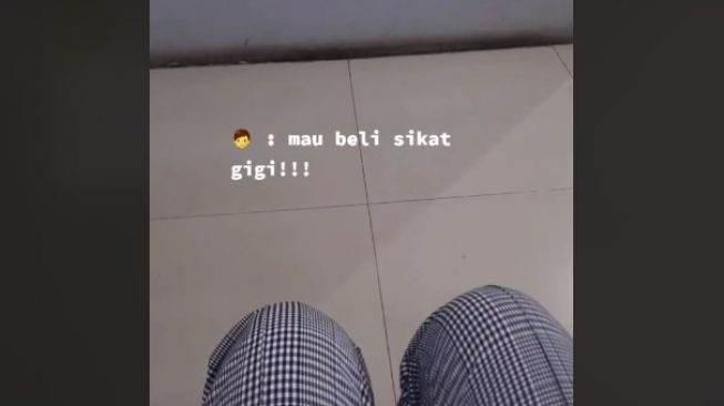 Bocah ketakutan mau cabut gigi. (TikTok)