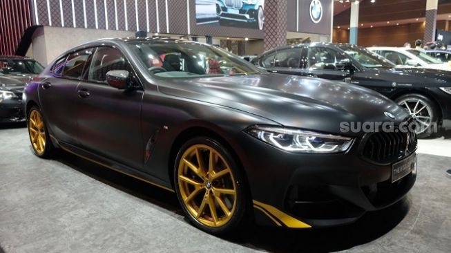 BMW 840i Gran Coupe Golden Thunder Edition hadir secara eksklusif di Indonesia, hanya satu unit [Suara.com/Manuel Jeghesta Nainggolan].