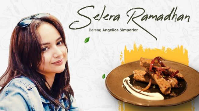 Selera ramadhan bareng Angelica Simperler. (Suara.com/Adit Rianto/Ari Setiawan)