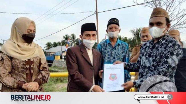 Bupati Nelson Resmikan Jembatan Gemilang di Desa Ombulotango