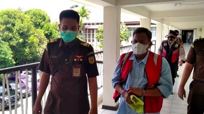 Mantan Bupati Muaraenim Muzakir Jalani Sidang Korupsi Alih Fungsi Hutan