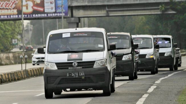 Uji irit bahan bakar DFSK Super Cab keliling Jakarta dan Tangerang [DSFK]