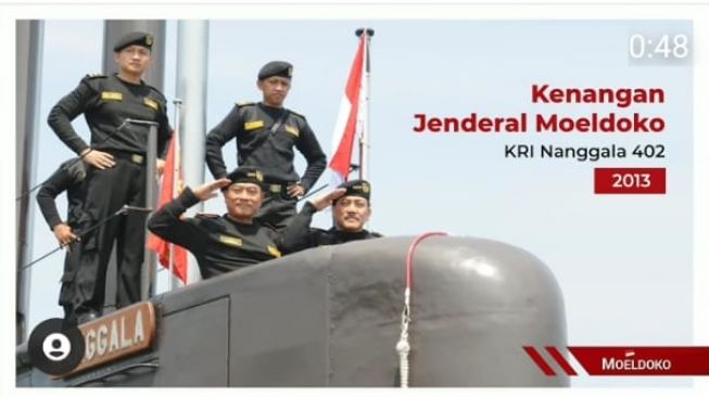 Kepala Kantor Staf Presiden Moeldoko mengunggah foto kenangan bersama Kru KRI Nanggala / [SuaraSulsel.id / Instagram Moeldoko]