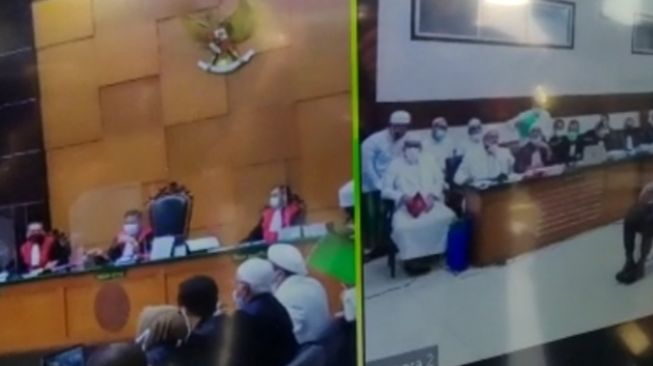 Habib Rizieq Murka di Persidangan, Dua Terdakwa Lain Ngipasin Pakai Map