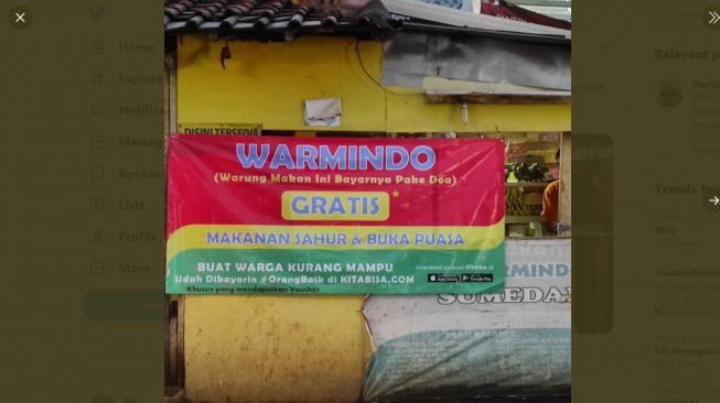 Warung makan gratis. [Twitter]