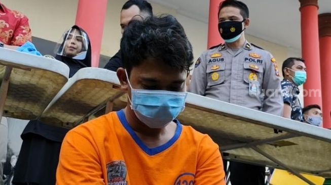 Polisi Tangkap Pembunuh Perempuan Dalam Kasur, Korban Hamil 5 Bulan