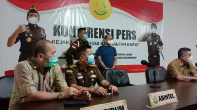 15 Tahun Jadi Buronan, Pelarian Mafia Illegal Logging di Kalbar Berakhir