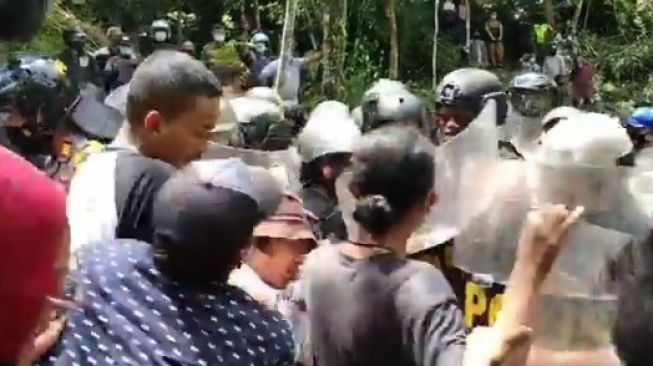 12 Warga Wadas Ditangkap, Petang Ini LBH Jogja Datangi Mapolres Purworejo