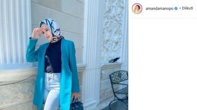 Foto Pakai Jilbab dan Kutip Ayat Alquran, Amanda Manopo Didoakan Mualaf