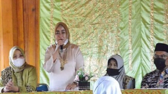 Ini Kata Nyo. Lise Eka Butra Soal Peran Bundo Kanduang di Ranah Minang