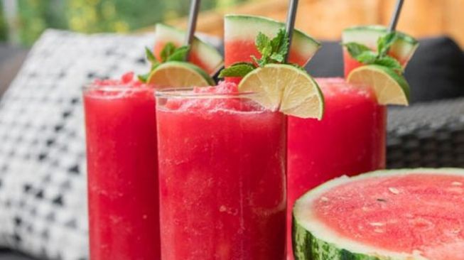 Yuk Bikin Slushie, si Minuman Segar Penghilang Dahaga