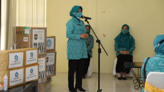 Kemendagri: Pakai Masker Tak Cuma Hentikan Penyebaran Covid-19, Tapi...