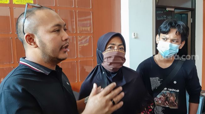 Ibu Dianiaya, Reza Aditya Ingin Ayah Tirinya Masuk Penjara