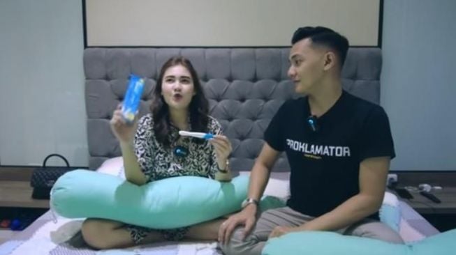 Nella Kharisma dan Dory Harsa (Matamata.co/YouTube)