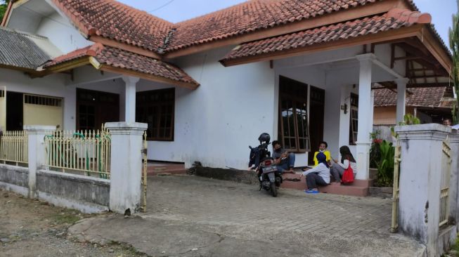 Dibangunkan Sahur Tak Menjawab, Pria Jember Tewas di Kontrakan