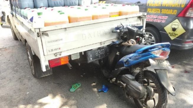 Duhh! Motor Tabrak Pikap di Sidoarjo, Bocah 8 Tahun Tewas