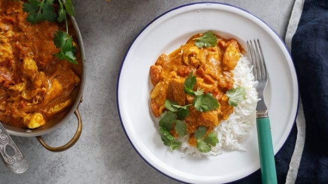 Inspirasi Menu Buka Puasa Kuliner India: Resep Nasi Ayam Tikka Masala