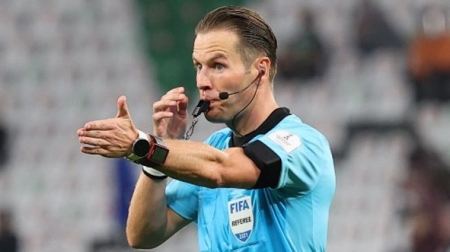 Wasit asal Belanda Danny Makkelie. [AFP]