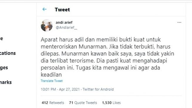 Cuitan Andi Arief soal Munarman ditangkap Densus 88 Antiteror.[Twitter/@Andiarief__]