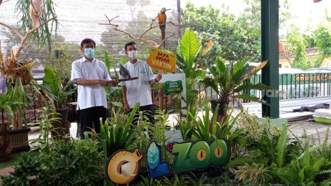 Unik, GLZoo Sediakan Photo Booth Bareng Satwa di Zona Vaksinasi